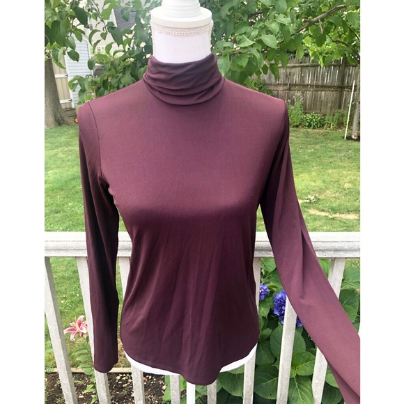 eileen fisher scrunch neck top